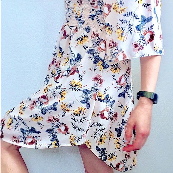 NWOT Audrey floral mini dress on or off shoulder crinkle/smock top - Picture 6 of 14